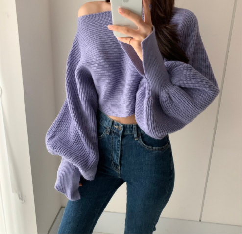 Autumn winter women's fashionable contrast color lantern sleeves slit design one-shoulder sweater high waist loose short knitted sweater