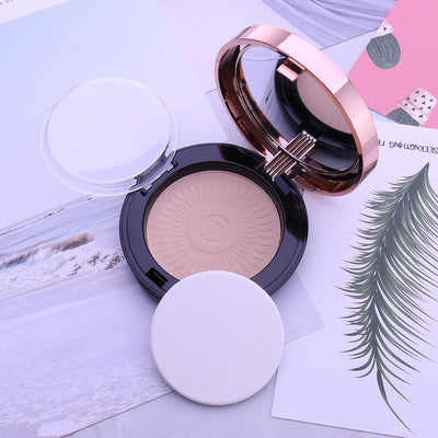 O.TWO.O Natural Make Up Face Powder Foundations Oil-control Brighten Concealer Whitening Pressed Powder With Puff