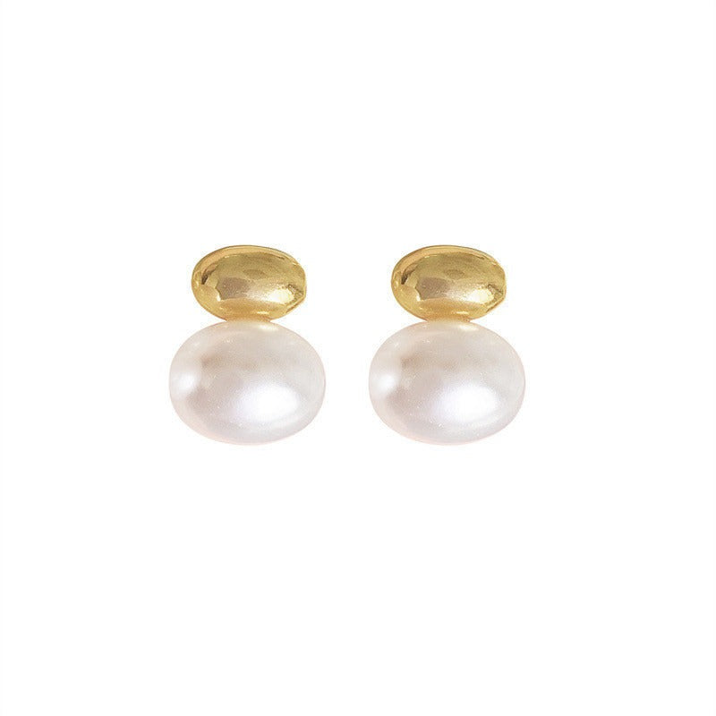 Retro temperament flat bean pearl earrings cool and sweet metal earrings INS high-end earrings